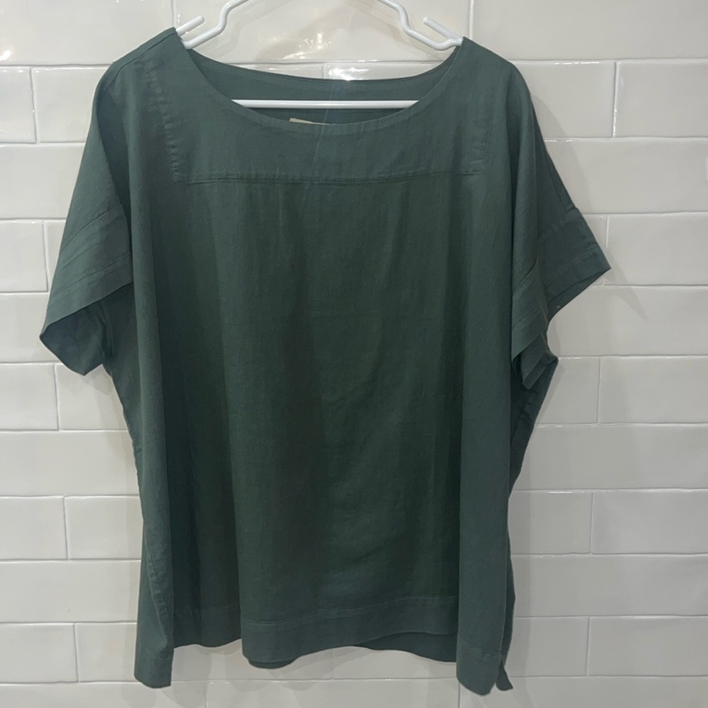 Eileen Fisher Top 100% Organic Cotton Sz Large Green ateau Neck Box-Top
